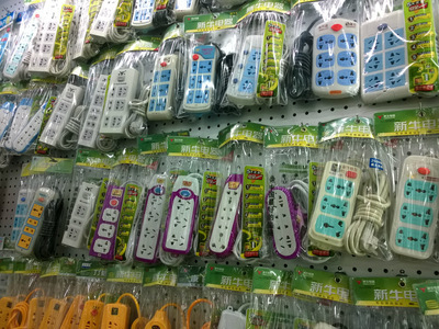 220/222插板與有線插座 批發(fā)商與移動(dòng)排插選購(gòu)指南